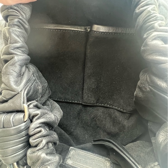 NWT Elie Tahari 100% Leather “Ruby” Hobo in Black - Picture 11 of 16